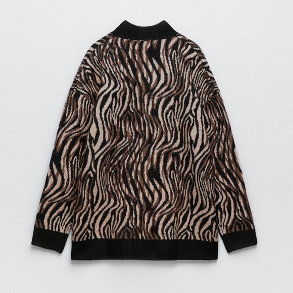 ZARA Animal Print V-Neck Cardigan Sweater - Picture 9 of 9